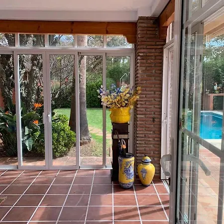 Con Piscina A 50 M De La Playa . Casa vacanze